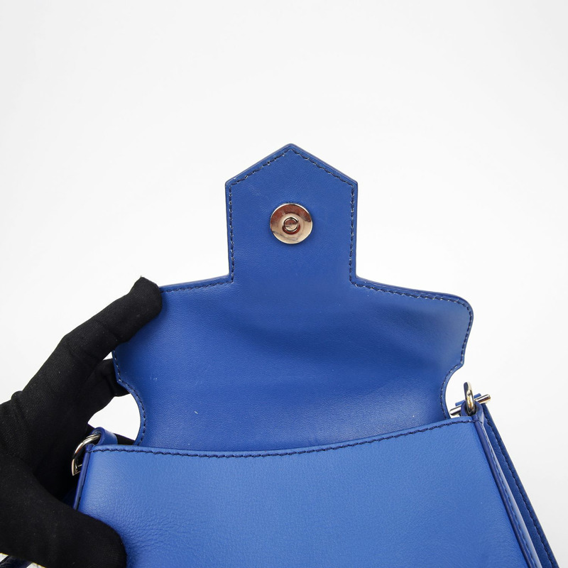 GIVENCHY Nobile 迷你肩斜背包-13