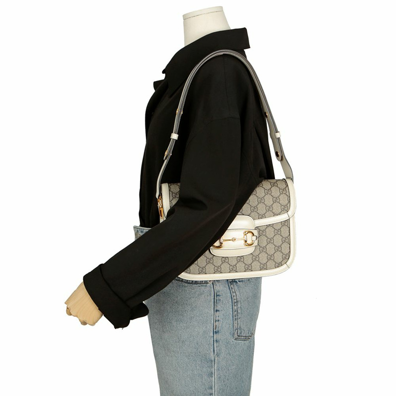 GUCCI Horsebit 1955 小號斜背包-11