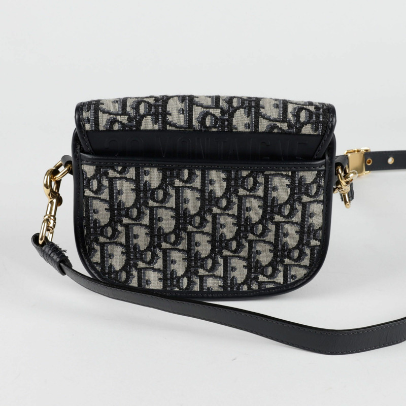 DIOR M9317UTZQ芭比小號肩斜背包-3