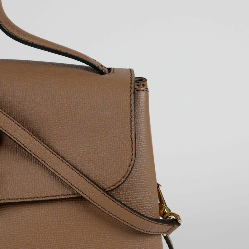 BURBERRY Cambree 中型托特單肩包-3