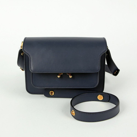 MARNI Trunk 迷你肩斜背包 01