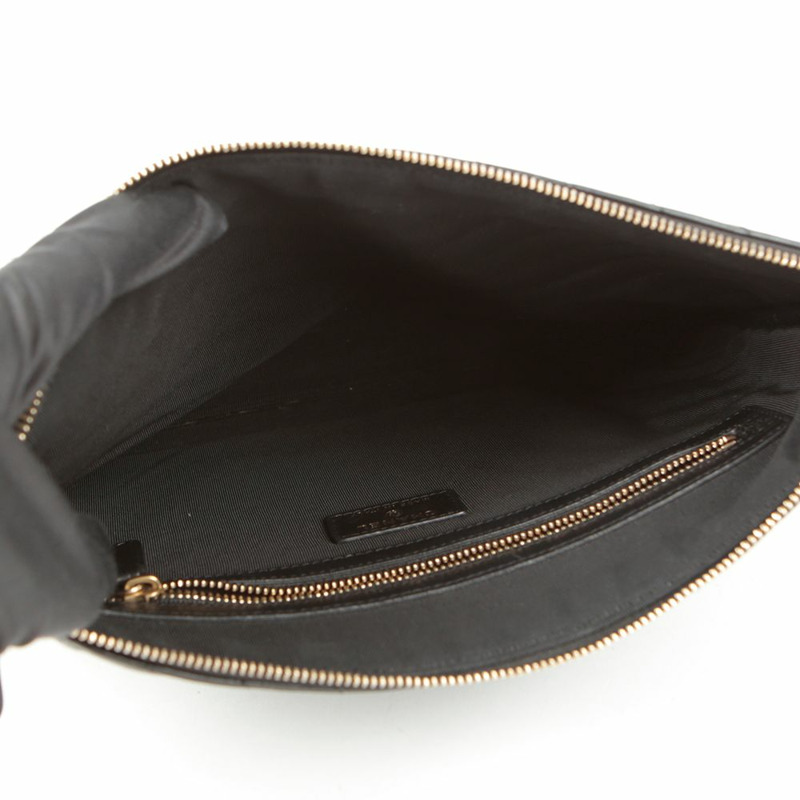 CHANEL Caviar Classic 新款中型手拿包 A82545-9