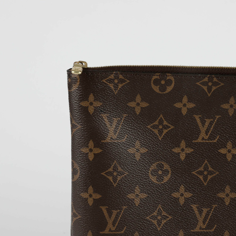 LOUIS VUITTON Etui Voyage MM 手拿包 M44499-1