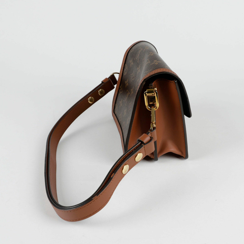 LOUIS VUITTON Dauphine 迷你肩斜背包 M44580-4
