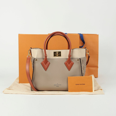 LOUIS VUITTON On My Side 手提單肩包