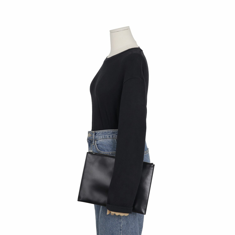 SAINT LAURENT Monogram 平板電腦袋 453249-11