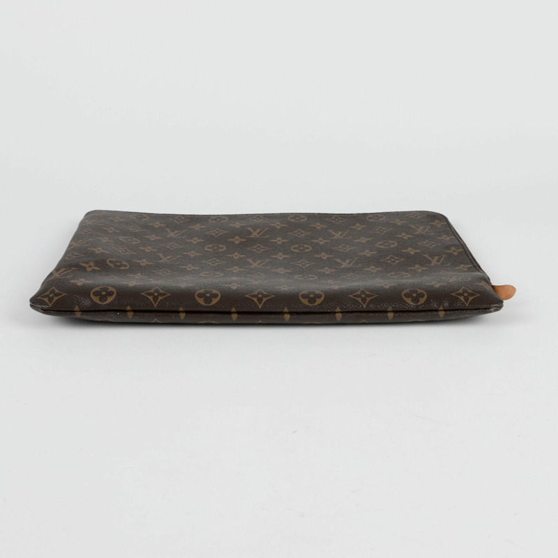 LOUIS VUITTON Etui Voyage GM 手拿包-7