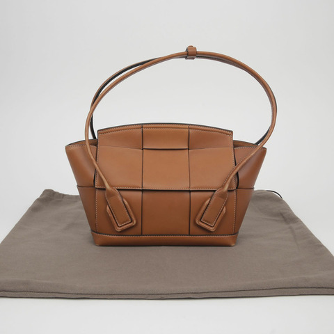 BOTTEGA VENETA Arco 托特肩背包 575943