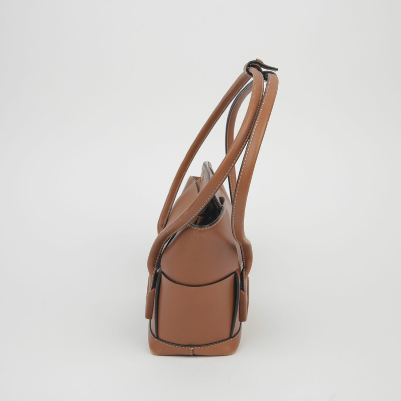 BOTTEGA VENETA Arco 托特肩背包 575943-7