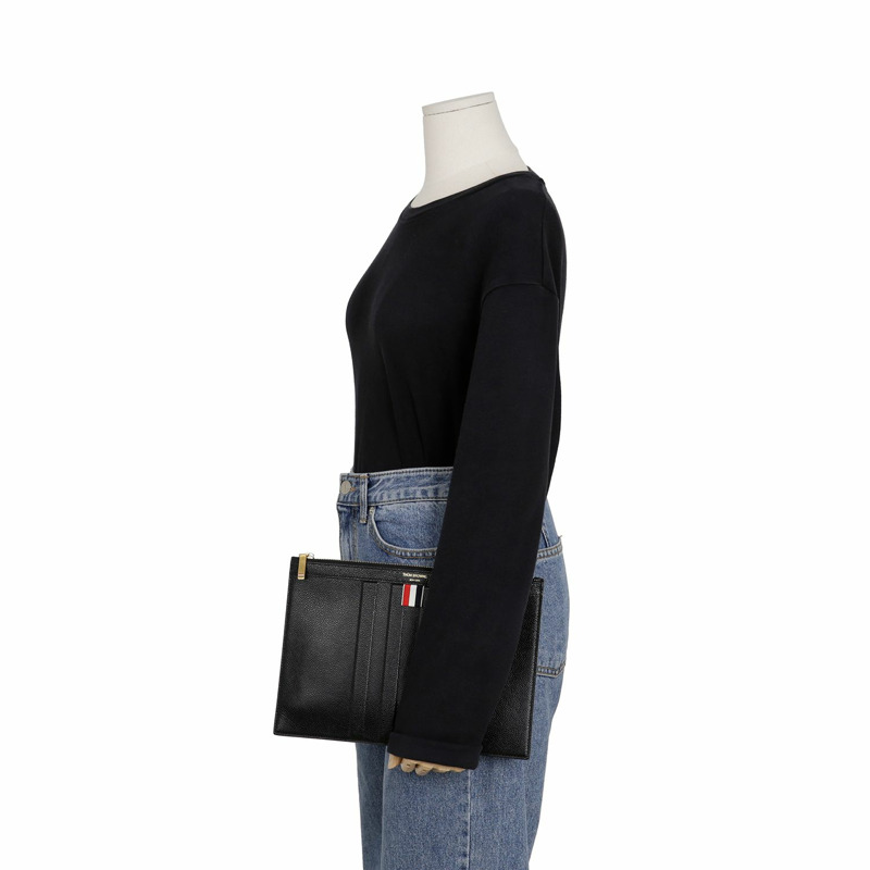 THOM BROWNE 壓花四連桿小手包-8