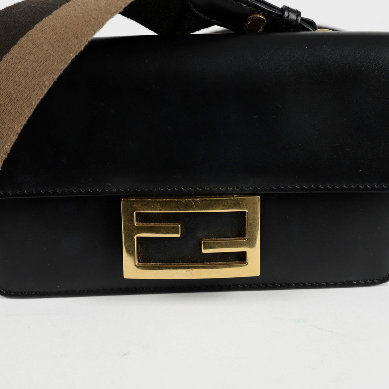 FENDI 迷你法國單肩包-1