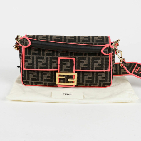 FENDI Baguette 中型托特單肩包