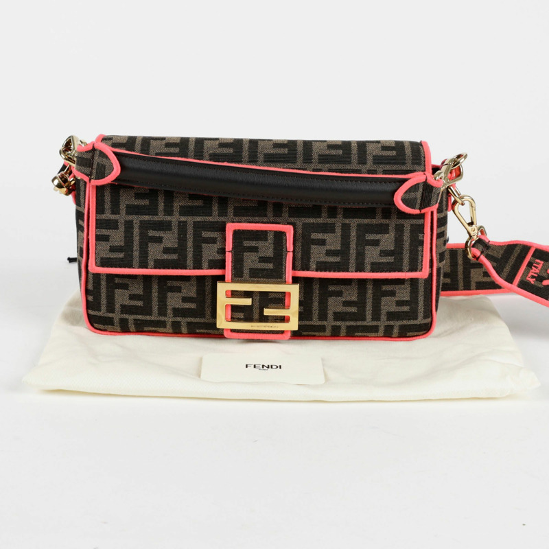 FENDI Baguette 中型托特單肩包-0