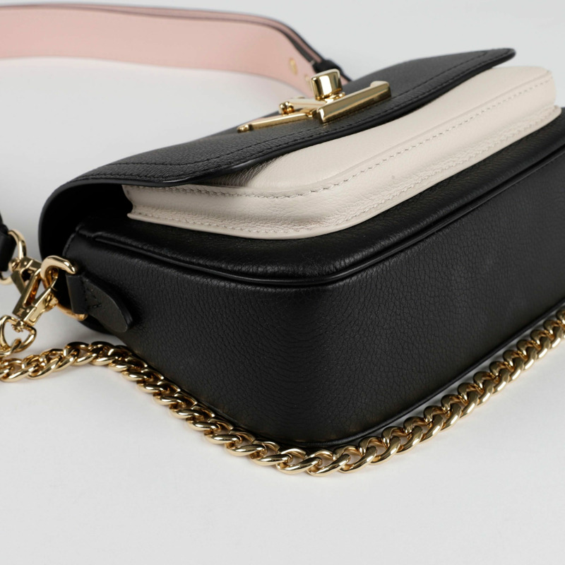 LOUIS VUITTON M58557 Lockme Tender 單肩斜背包-8