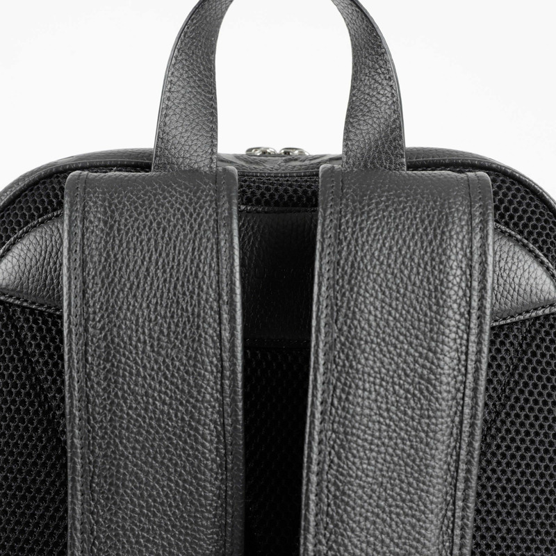GUCCI GG 巨型背包-5