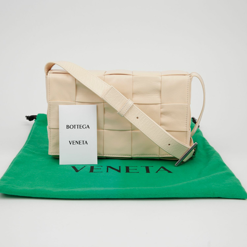BOTTEGA VENETA Cassette 單肩斜背包 667298-0