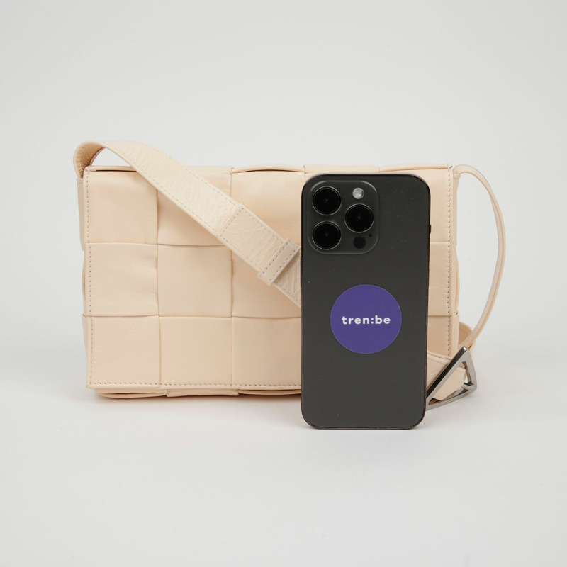 BOTTEGA VENETA Cassette 單肩斜背包 667298-8