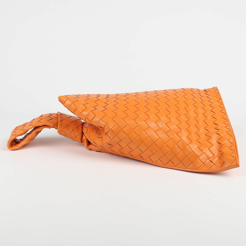 BOTTEGA VENETA Intrecciato BV 扭紋手提包 607964-3