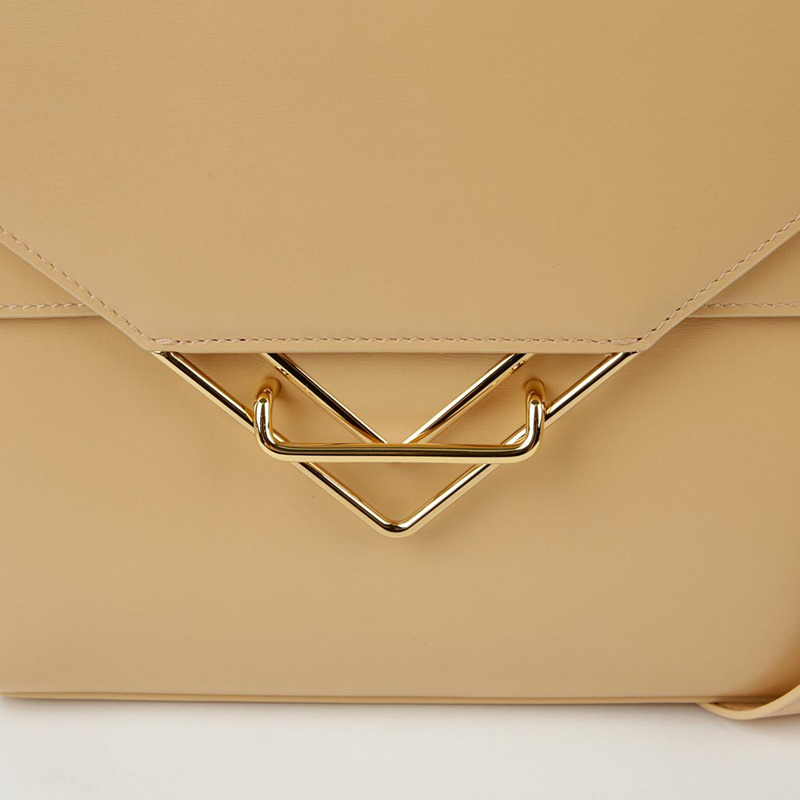 【包稅】BOTTEGA VENETA Clip 小號肩斜背包-2