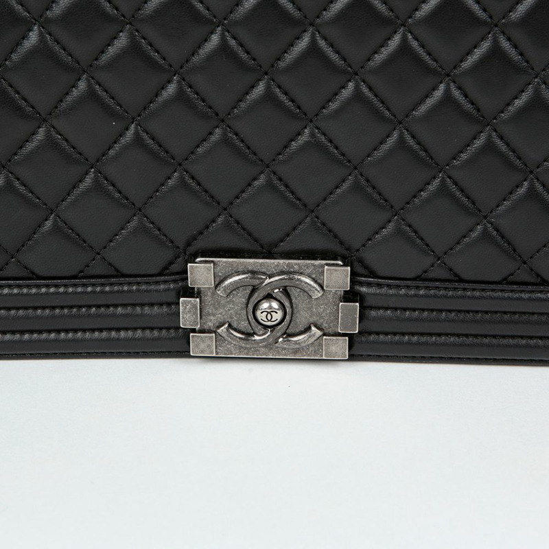 CHANEL Boy 大號單肩斜背包 A92193-4