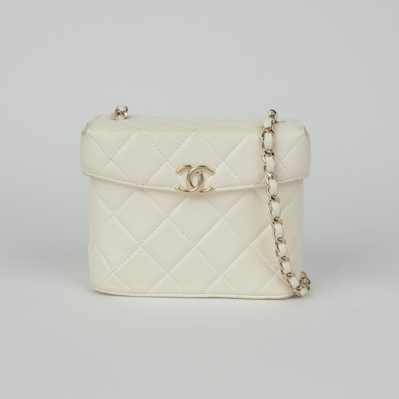 CHANEL CC 標誌翻蓋盒鏈單肩包-1