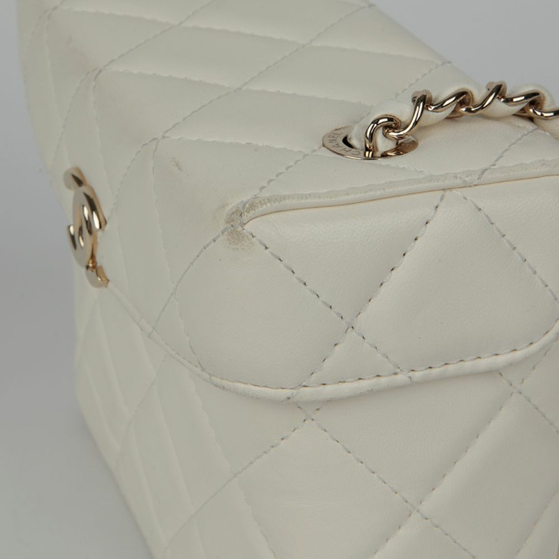 CHANEL CC 標誌翻蓋盒鏈單肩包-8