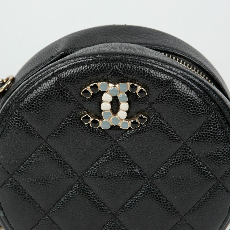 CHANEL Caviar Skin 圓形單肩斜背包-1