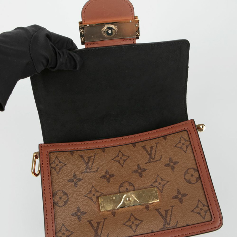 LOUIS VUITTON Dauphine 迷你肩斜背包 M44580-10