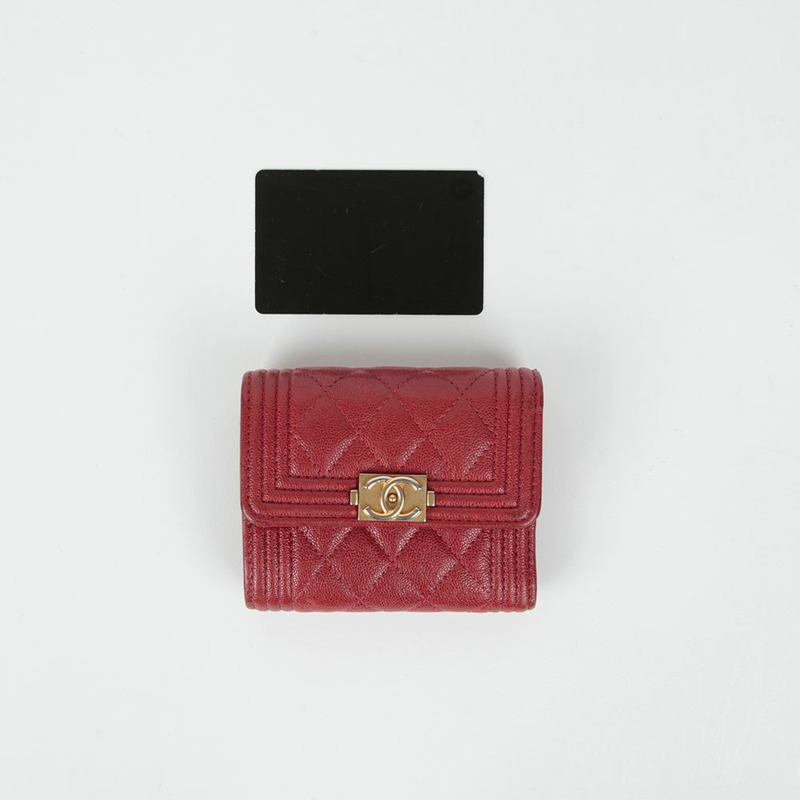CHANEL Caviar Boy 雙折錢包-12