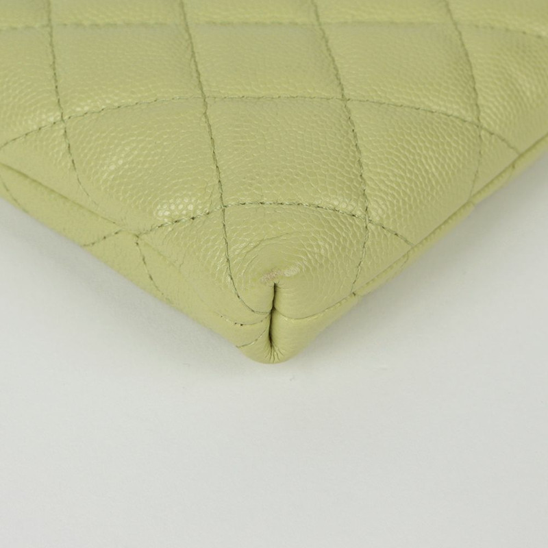 CHANEL Caviar Skin CC Logo 手機支架與斜背包-7
