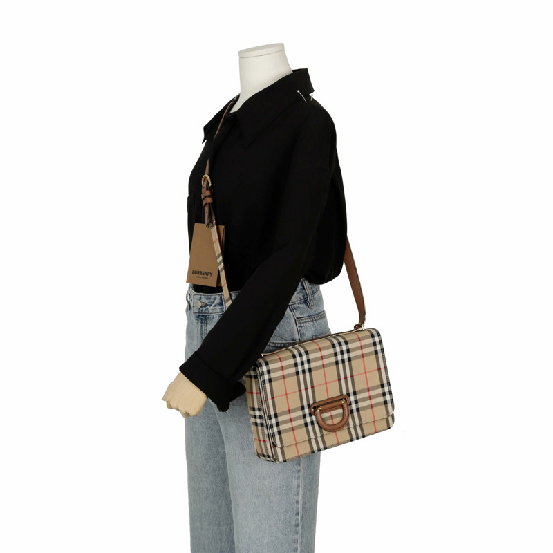 【包稅】BURBERRY D形環中型肩斜背包-9