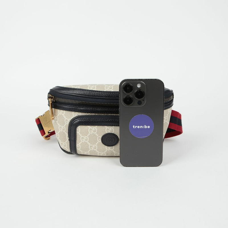 GUCCI 互扣式 G 腰包 682933-7
