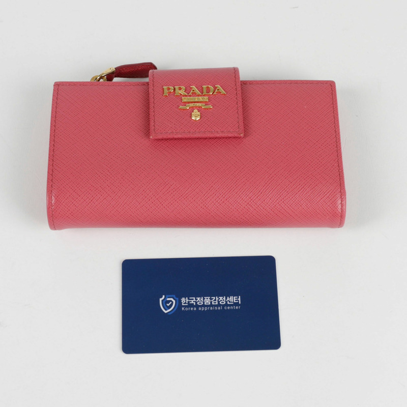 PRADA 翻蓋錢包-11