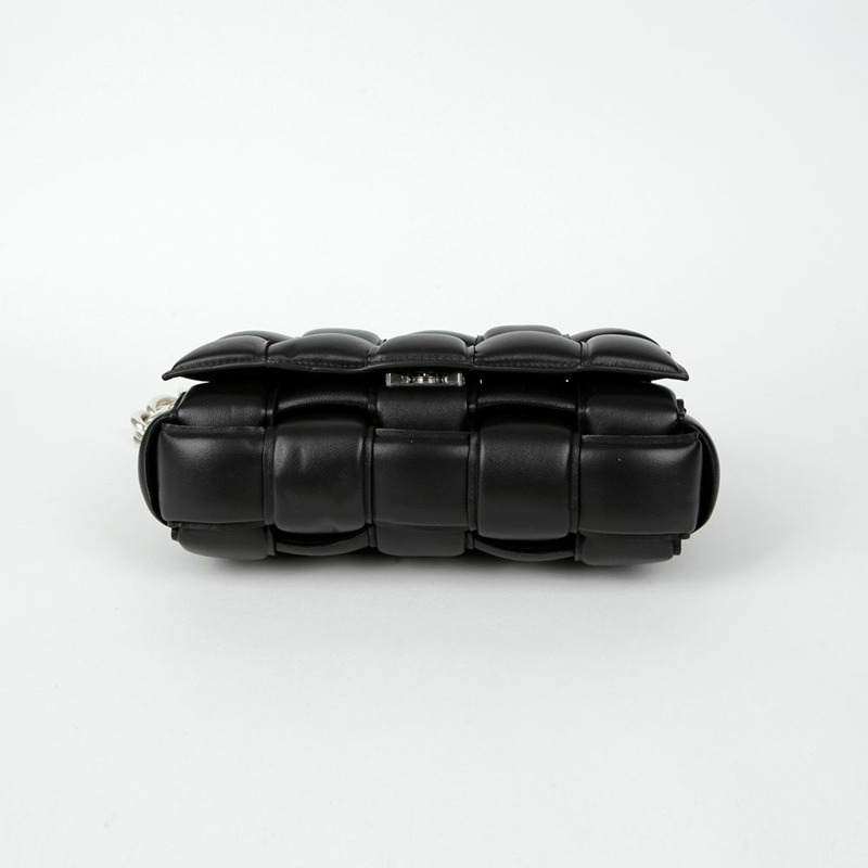 BOTTEGA VENETA 631421 鏈條卡式單肩斜背包-6