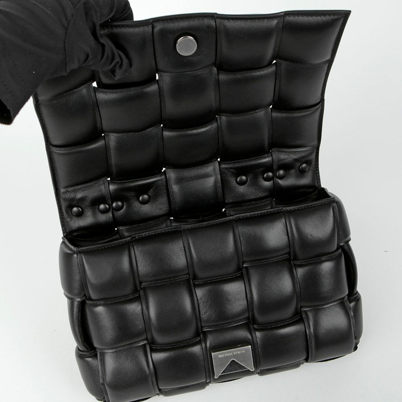 【包稅】BOTTEGA VENETA 鏈條卡附肩斜背包 631421-9