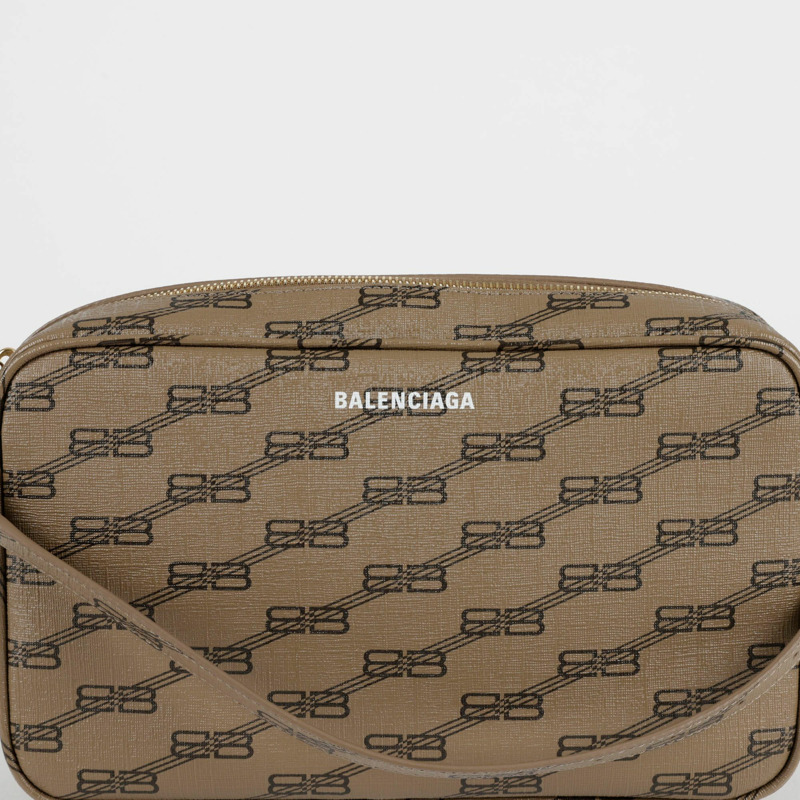 BALENCIAGA 702723 BB 標誌相機肩斜背包-1