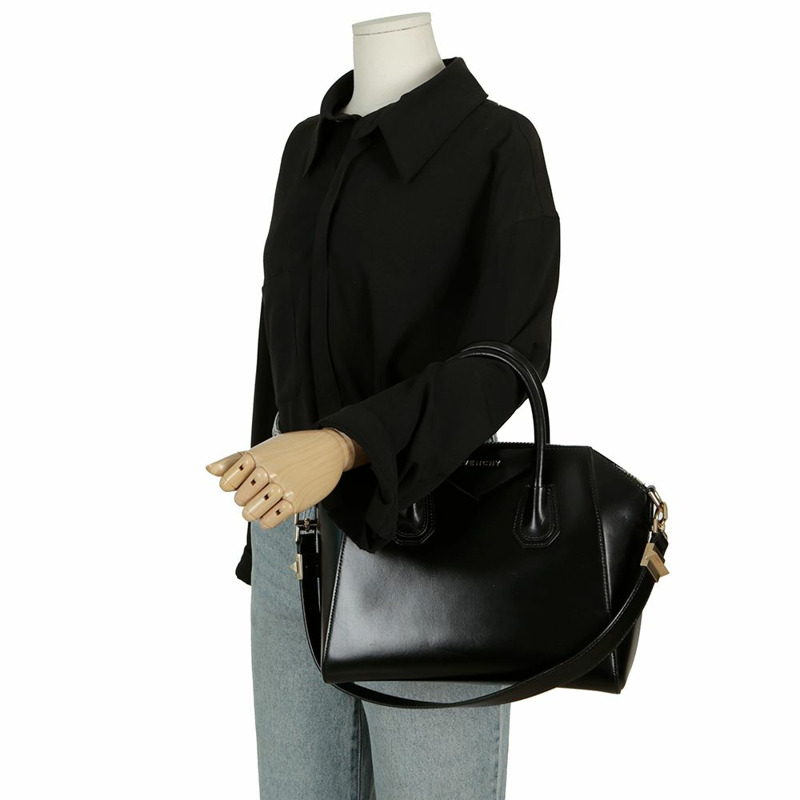 GIVENCHY 小號 Antigona 托特單肩包 BB05102014-13