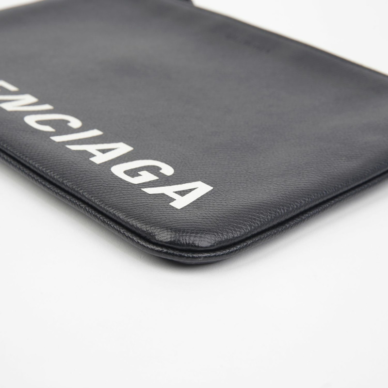 BALENCIAGA 中型鈔票袋 579857-5