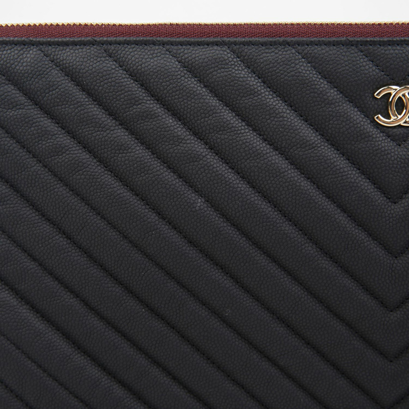 CHANEL Caviar Skin 經典大手拿包 A82552-2