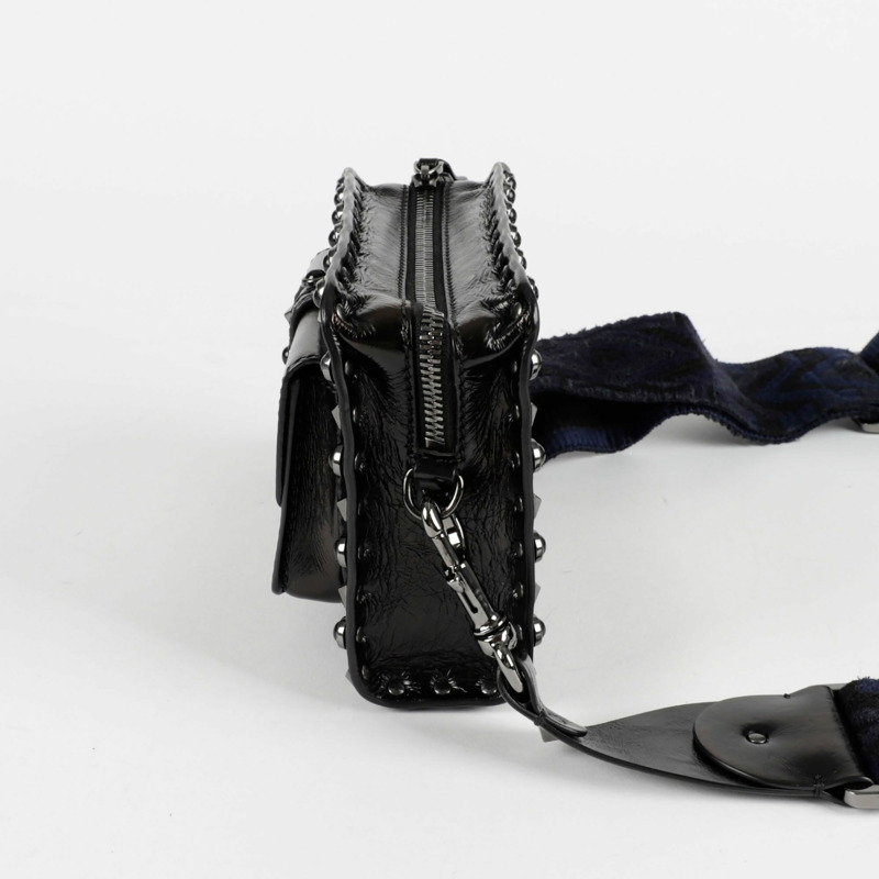 VALENTINO Rockstud 斜背包-2