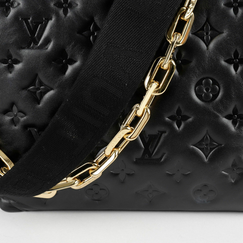 LOUIS VUITTON M21260 Coussin PM 尺寸肩斜背包-1