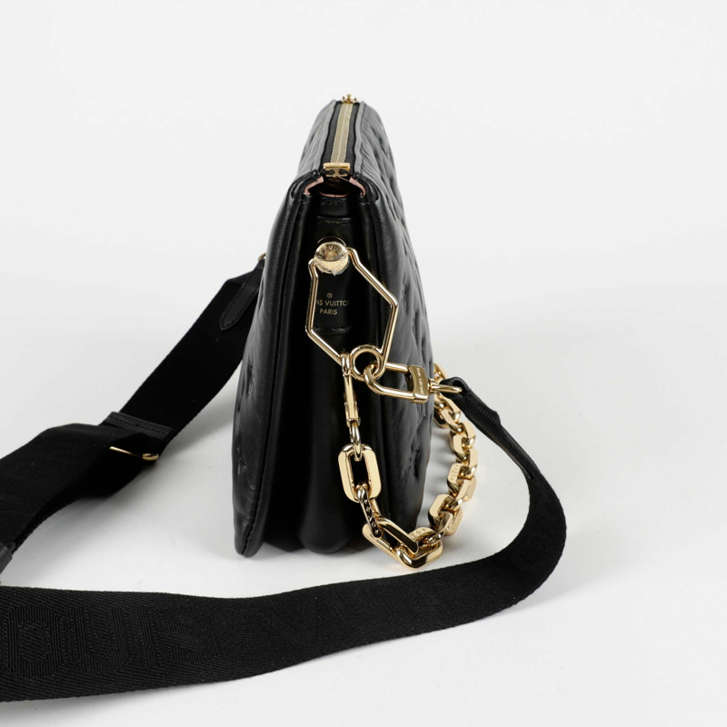 LOUIS VUITTON M21260 Coussin PM 尺寸肩斜背包-7