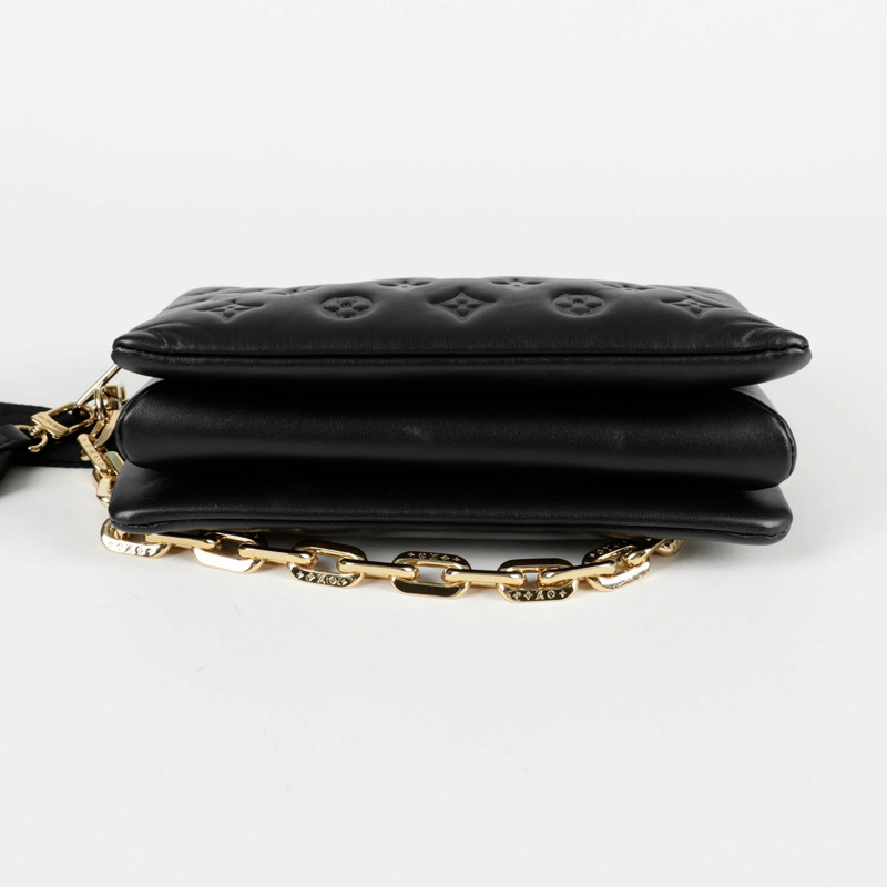 LOUIS VUITTON M21260 Coussin PM 尺寸肩斜背包-8