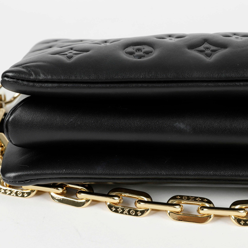 LOUIS VUITTON M21260 Coussin PM 尺寸肩斜背包-9