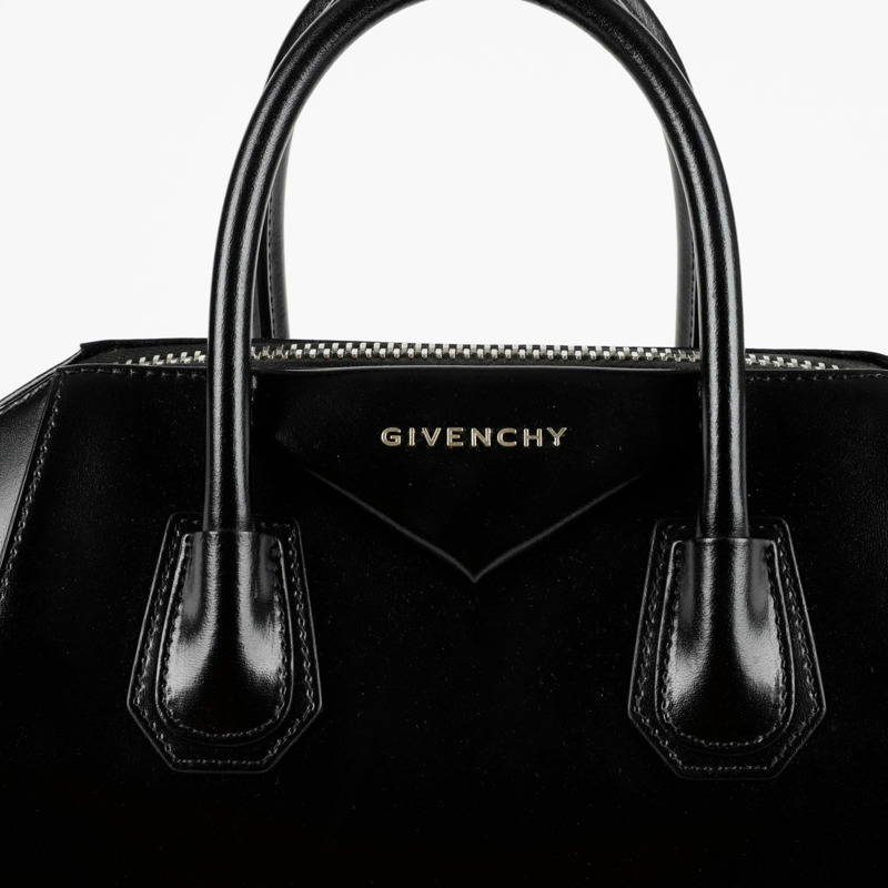 GIVENCHY Antigona 小號托特單肩包 BB05102014-1