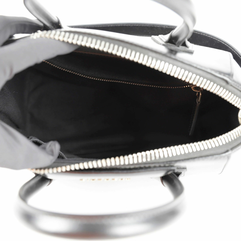 GIVENCHY Antigona 小號托特單肩包 BB05102014-9