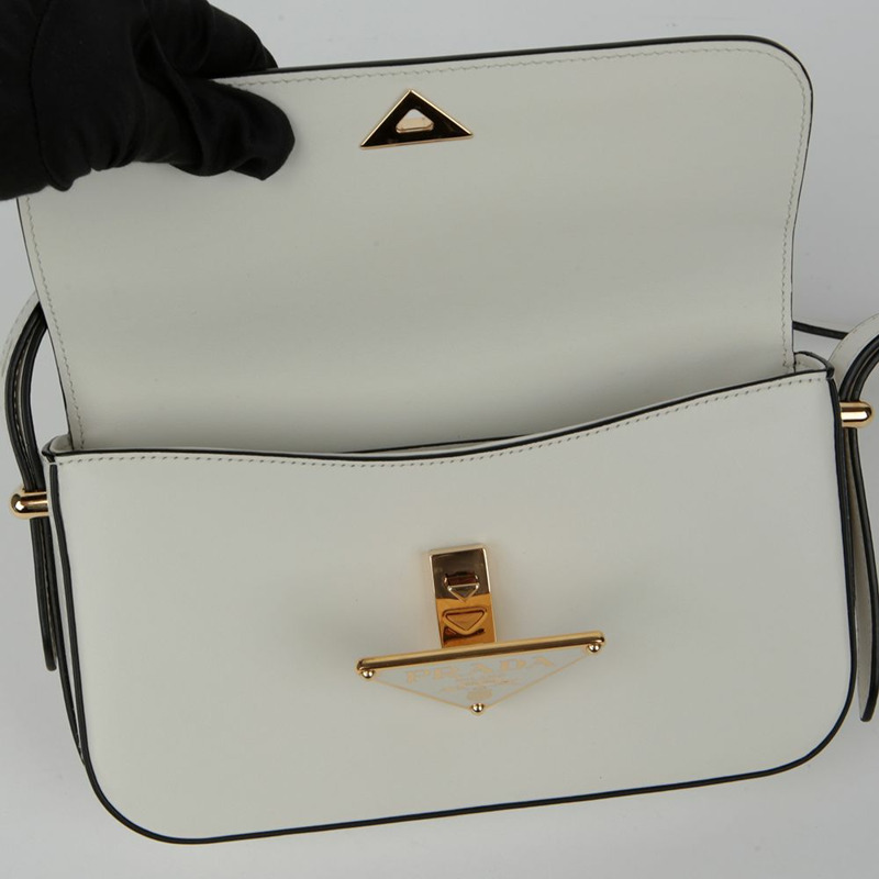 PRADA 三角形標誌翻蓋單肩斜背包 1BD339-7