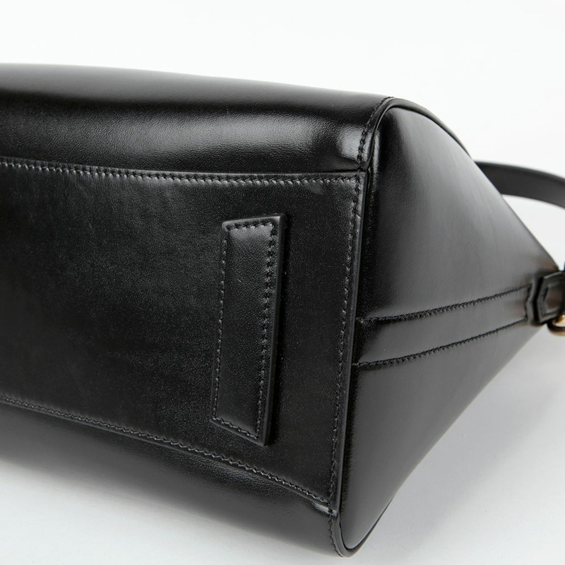 GIVENCHY Antigona 小號托特單肩包 BB05102014-6