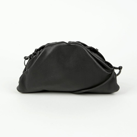BOTTEGA VENETA 迷你餃子斜背包 585852