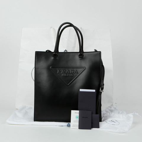 PRADA 三角形壓花標誌托特單肩包 1BA332